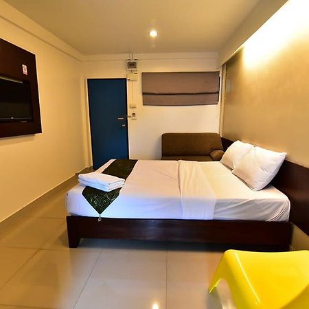L42 Hostel Suvarnabhumi Airport Bangkok Exterior photo