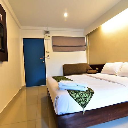 L42 Hostel Suvarnabhumi Airport Bangkok Exterior photo