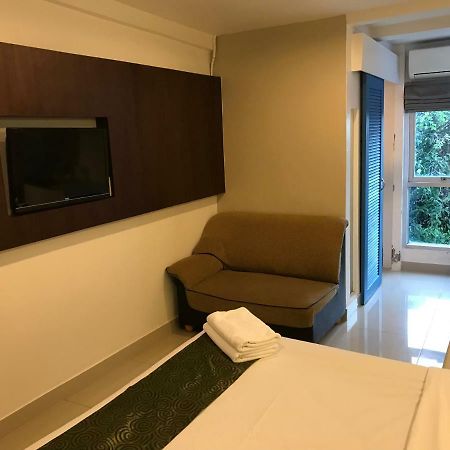L42 Hostel Suvarnabhumi Airport Bangkok Exterior photo