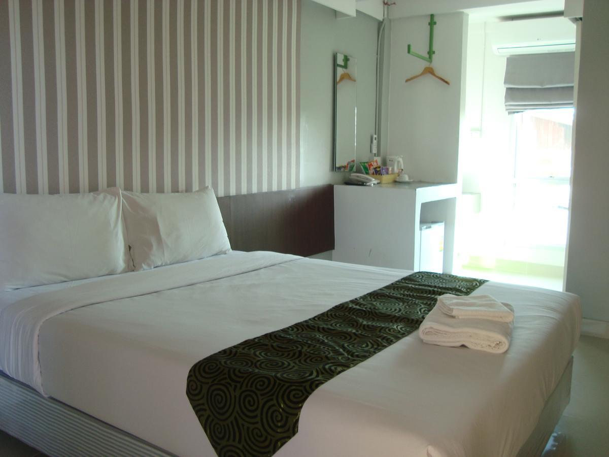L42 Hostel Suvarnabhumi Airport Bangkok Exterior photo