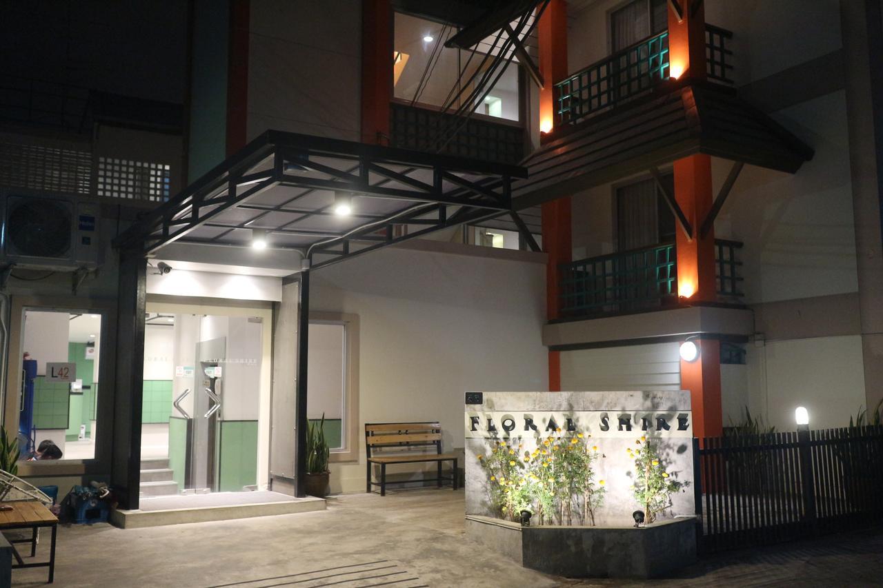 L42 Hostel Suvarnabhumi Airport Bangkok Exterior photo
